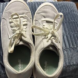 Dr. Scholl's gray Sneakers